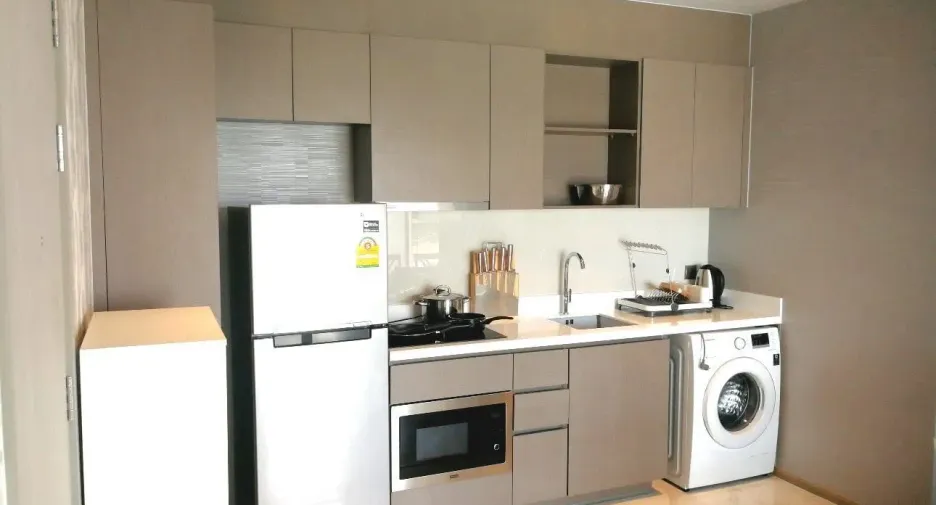Wohnung zur Miete mit 2 Zimmer in Watthana, Bangkok