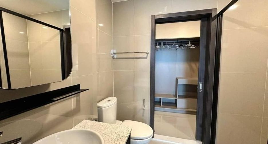 Wohnung zur Miete mit 1 Zimmer in Huai Khwang, Bangkok
