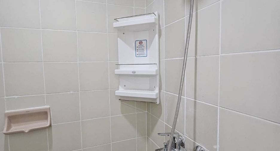 Condo en alquiler de 3 habitaciones en Watthana, Bangkok