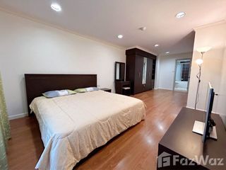 À louer 2 chambres condo à Watthana, Bangkok