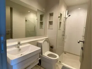 Wohnung zur Miete mit 1 Zimmer in Huai Khwang, Bangkok