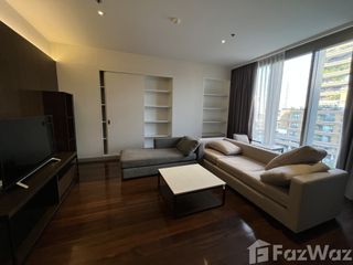 Apartamento en alquiler de 3 habitaciones en Khlong Toei, Bangkok