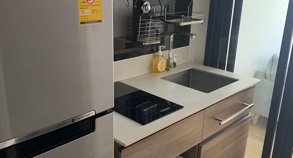 For rent 1 bed condo in Phaya Thai, Bangkok