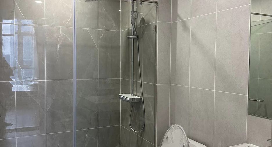 Condo en alquiler de 1 habitaciones en Bang Rak, Bangkok