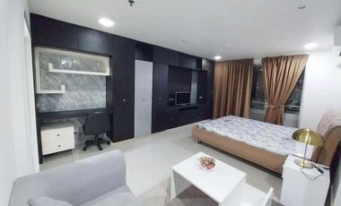 For rent 1 bed condo in Huai Khwang, Bangkok