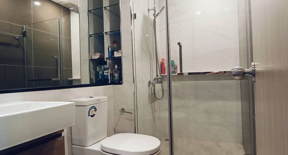 For rent 1 bed condo in Phra Khanong, Bangkok