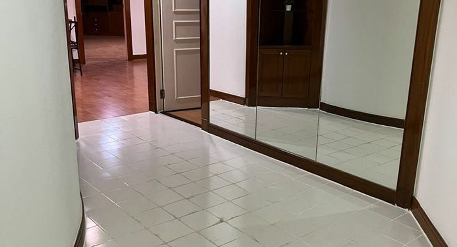 Wohnung zur Miete mit 2 Zimmer in Watthana, Bangkok