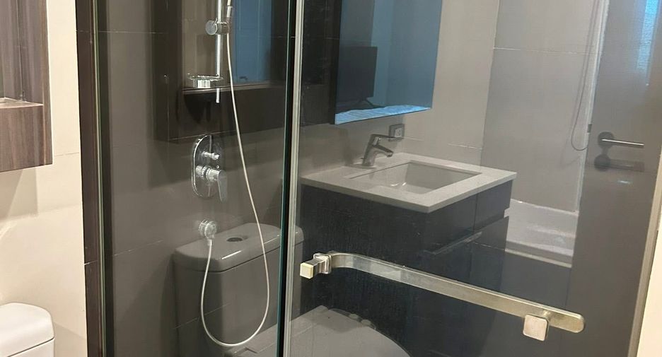 For rent 1 Beds condo in Watthana, Bangkok