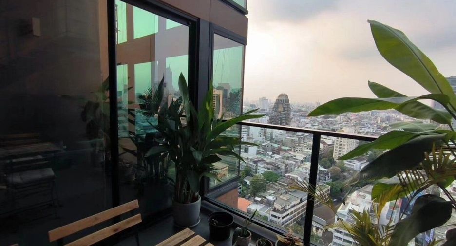 For rent 2 bedrooms condo in Sathon, Bangkok