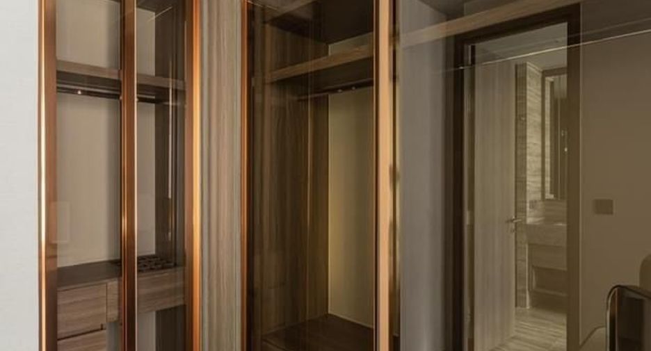 Condo en alquiler de 2 habitaciones en Khlong Toei, Bangkok