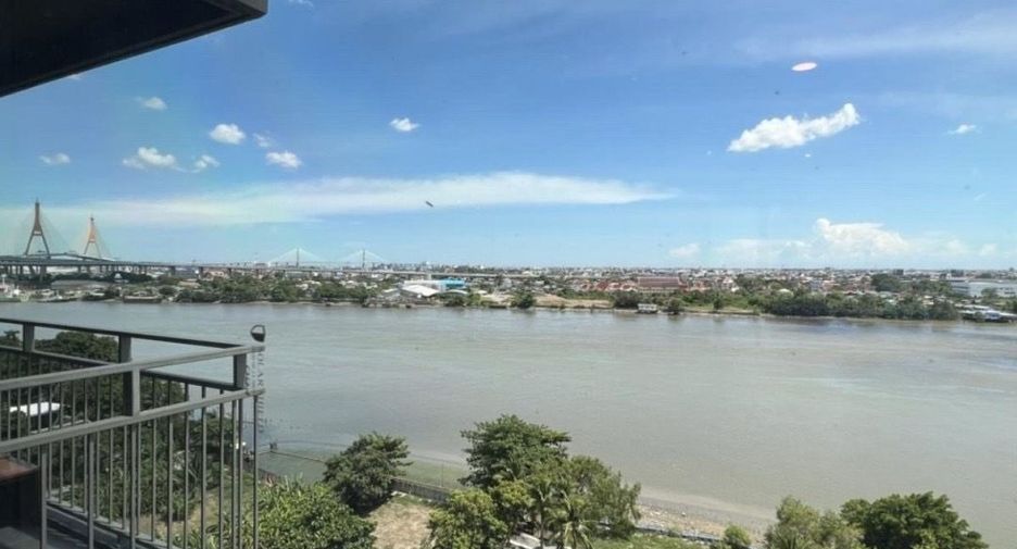 For rent 2 bedrooms condo in Yan Nawa, Bangkok