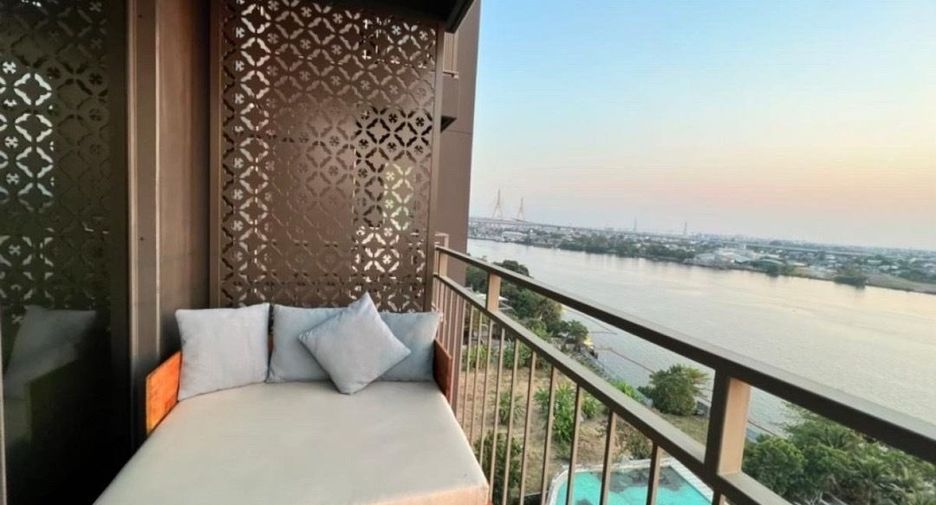 For rent 2 bedrooms condo in Yan Nawa, Bangkok
