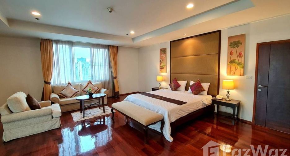 For rent 3 bedrooms apartment in Watthana, Bangkok