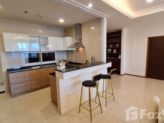 Apartamento en alquiler de 3 habitaciones en Watthana, Bangkok