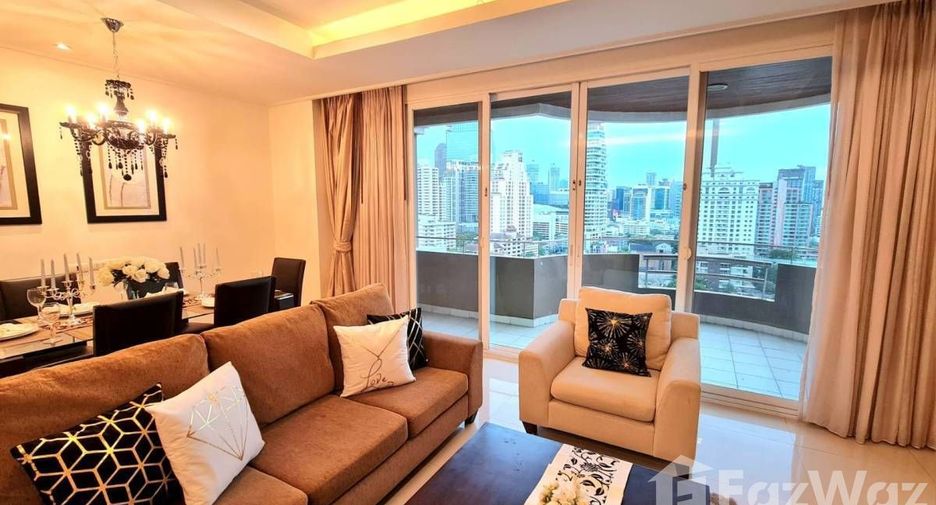 For rent 3 bedrooms apartment in Watthana, Bangkok