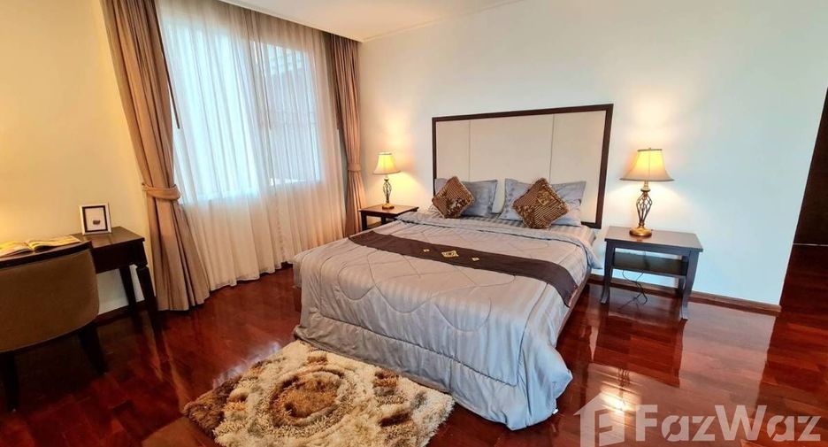 For rent 3 bedrooms apartment in Watthana, Bangkok
