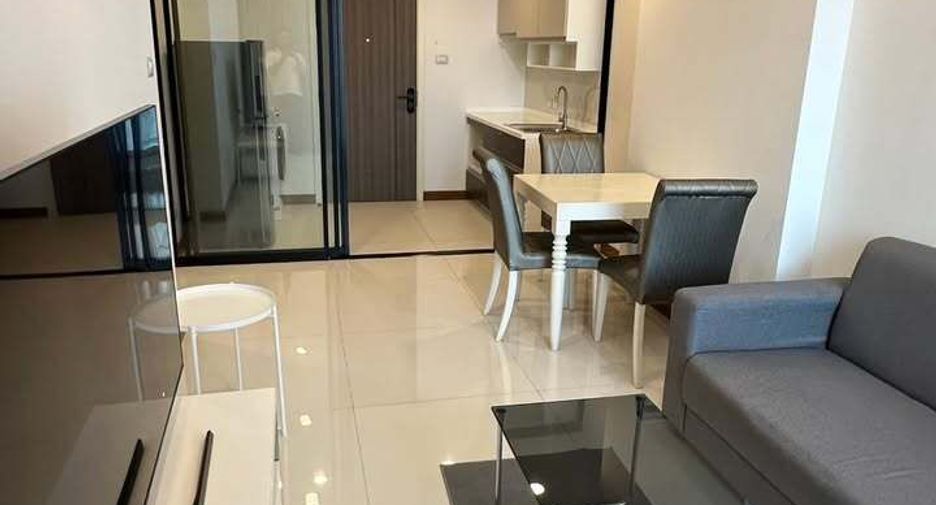 For rent 1 bed condo in Khlong San, Bangkok