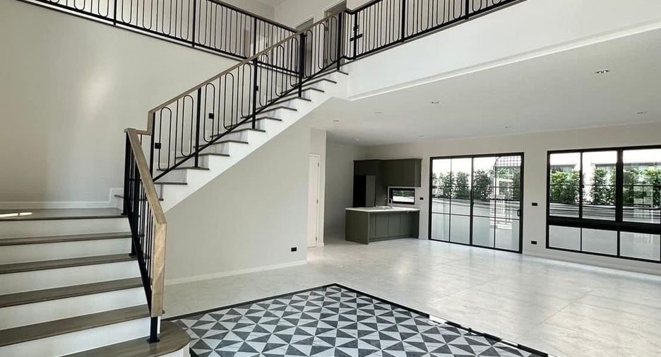 For rent 5 bedrooms house in Bang Phli, Samut Prakan