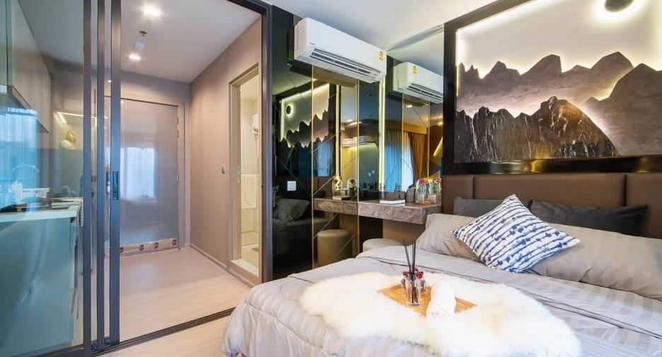 For rent studio condo in Huai Khwang, Bangkok