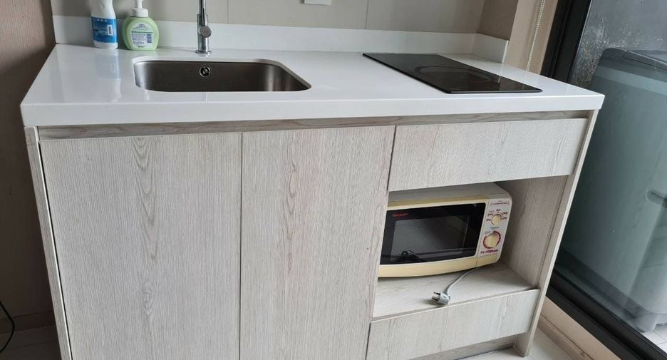 For rent 1 bed condo in Khlong Toei, Bangkok