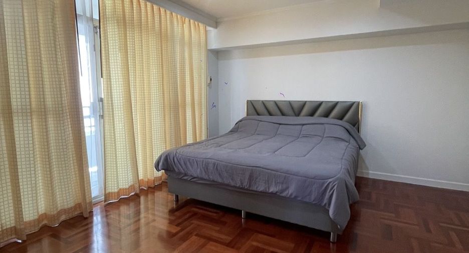 Wohnung zur Miete mit 3 Zimmer in Khlong Toei, Bangkok
