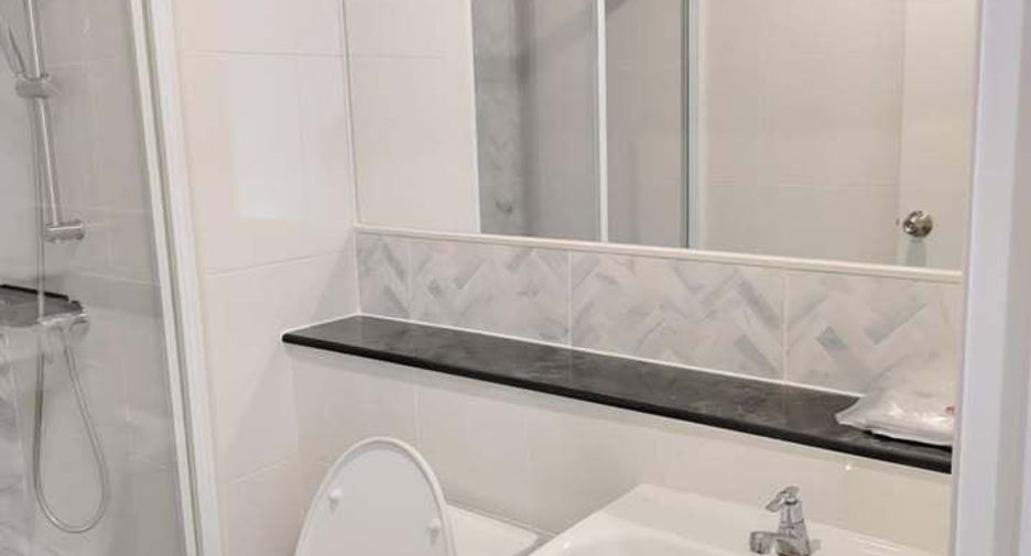 For rent studio condo in Bang Na, Bangkok
