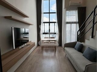 Wohnung zur Miete mit 1 Zimmer in Huai Khwang, Bangkok