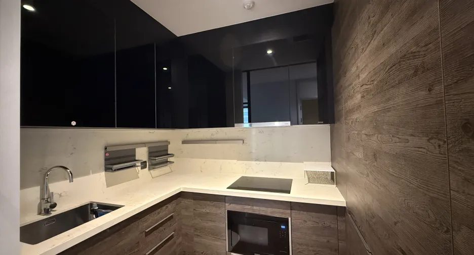 For rent 2 bedrooms condo in Pathum Wan, Bangkok
