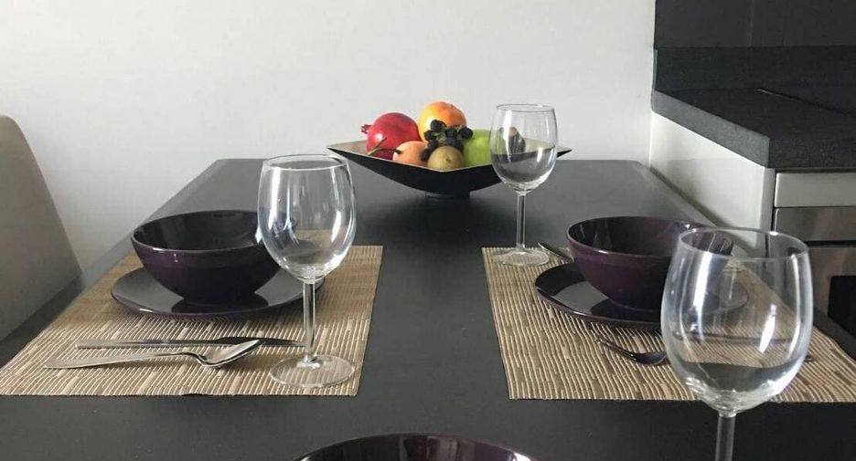 For rent 1 bed condo in Watthana, Bangkok