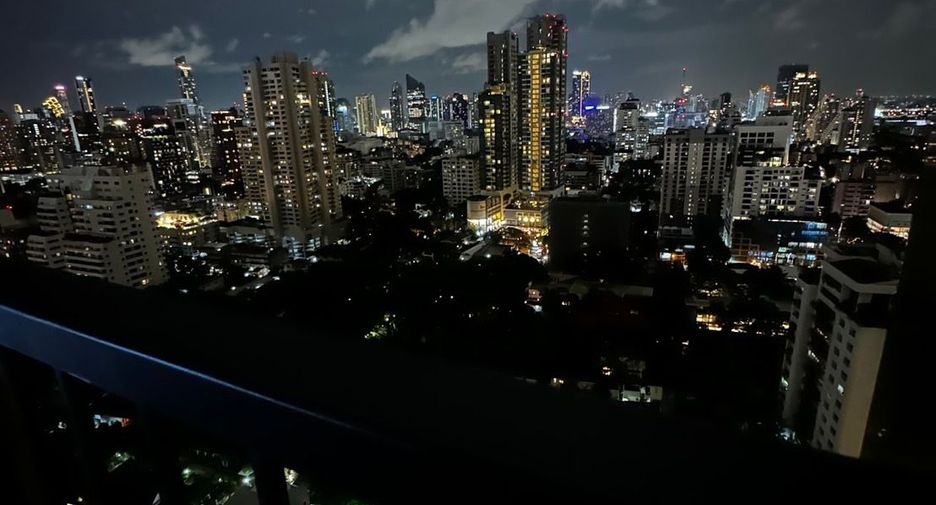 For rent 1 bed condo in Watthana, Bangkok
