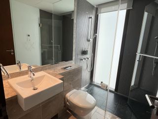 For rent 2 ベッドルーム condo in Pathum Wan, Bangkok
