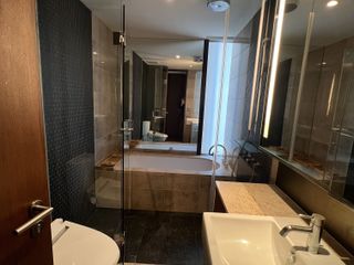 For rent 2 ベッドルーム condo in Pathum Wan, Bangkok