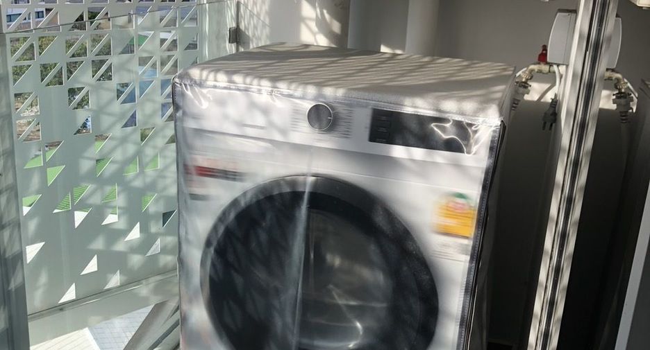 Condo en alquiler de 1 habitaciones en Phra Khanong, Bangkok
