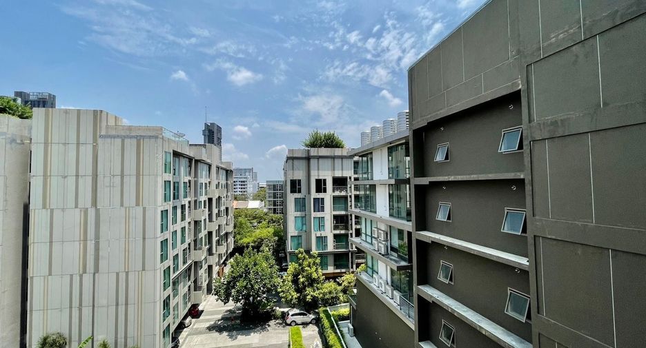 Wohnung zur Miete mit 1 Zimmer in Phra Khanong, Bangkok
