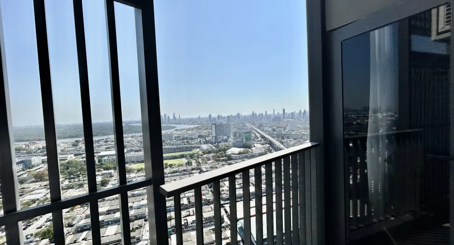 For rent 1 bed condo in Khlong Toei, Bangkok