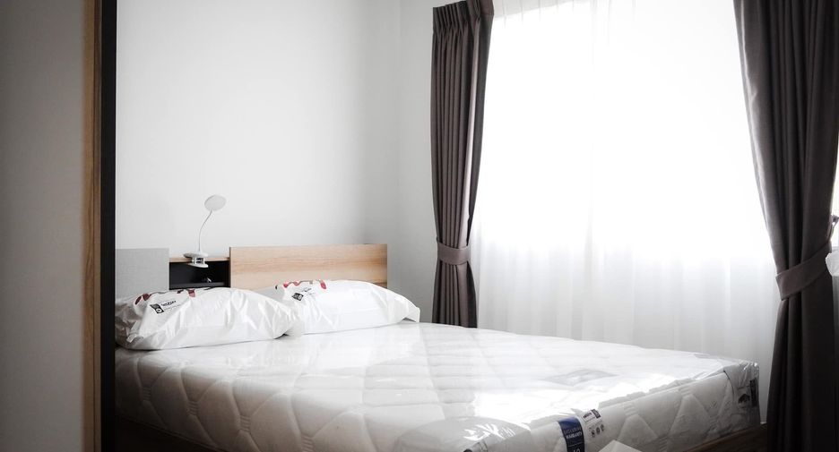 Casa en alquiler de 3 habitaciones en Bang Phli, Samut Prakan