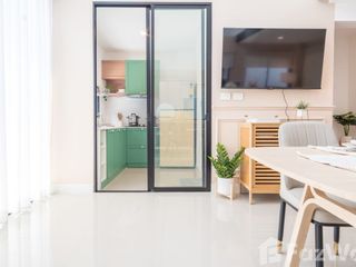 For rent 3 bedrooms townhouse in Saphan Sung, Bangkok