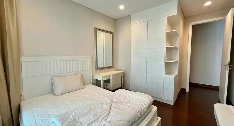 For rent 2 ベッドルーム condo in Watthana, Bangkok