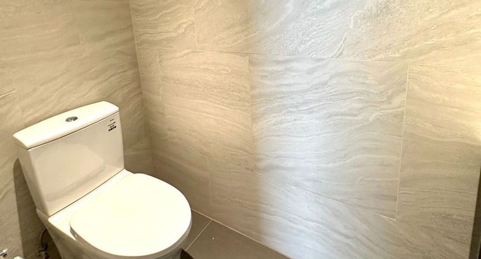 Wohnung zur Miete mit 2 Zimmer in Watthana, Bangkok