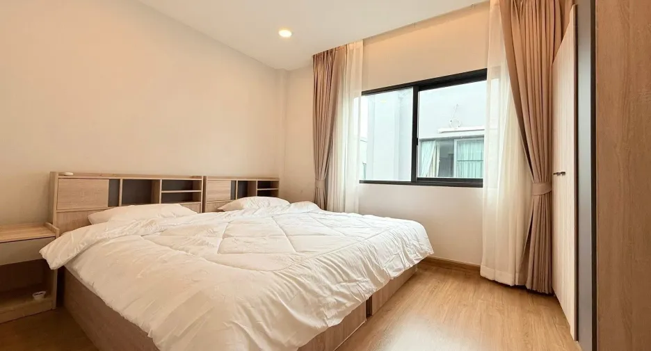 For rent 4 bedrooms house in Bang Phli, Samut Prakan