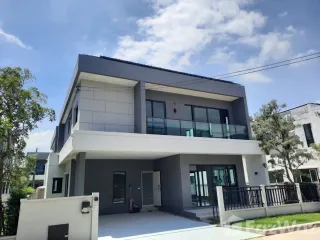 For rent 4 bedrooms house in Bang Phli, Samut Prakan