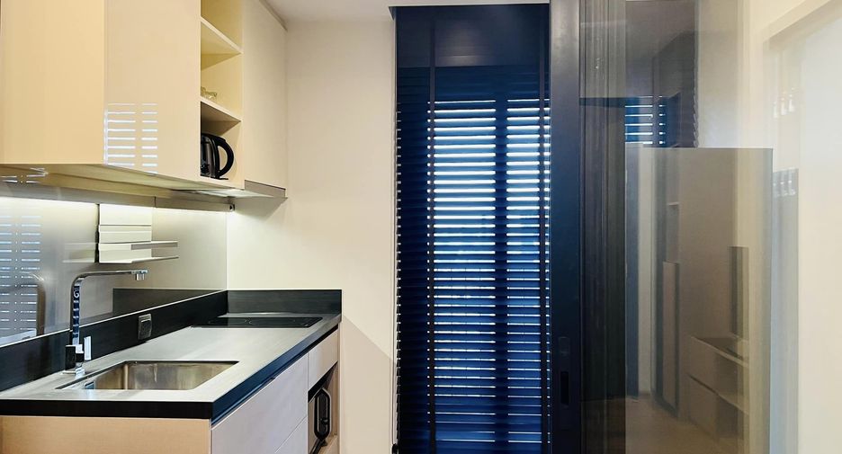 For rent 1 bed condo in Khlong Toei, Bangkok