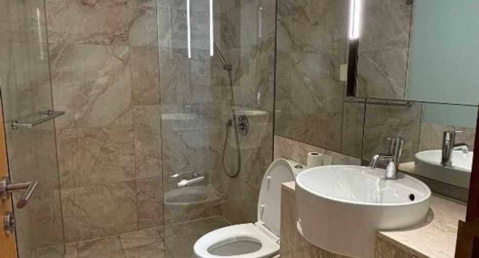 For rent 2 bedrooms condo in Sathon, Bangkok
