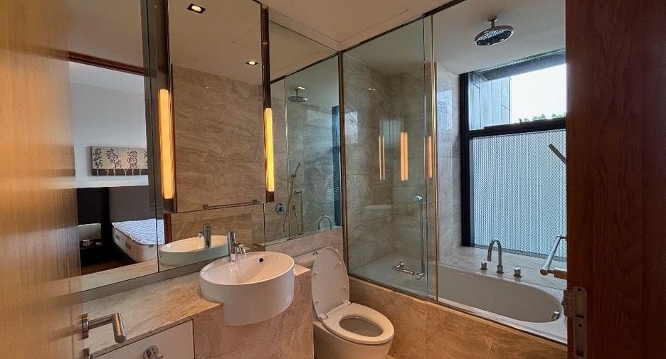 For rent 2 bedrooms condo in Sathon, Bangkok
