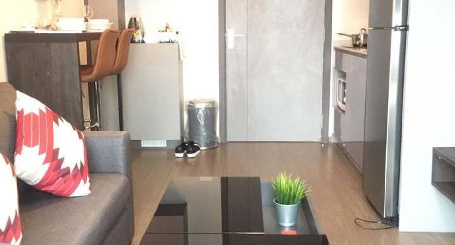 For rent 1 bed condo in Phra Khanong, Bangkok