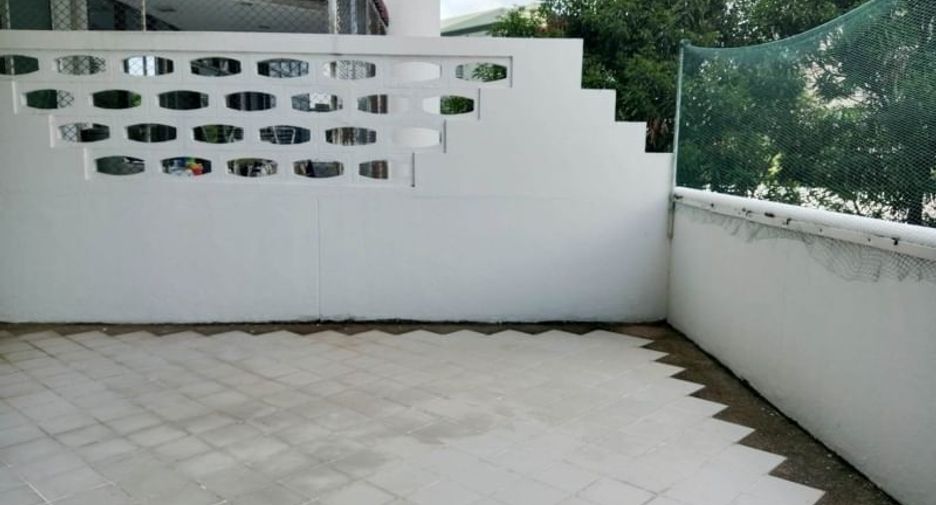 For rent 2 ベッドルーム apartment in Watthana, Bangkok