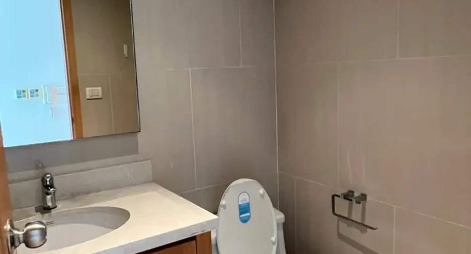 Wohnung zur Miete mit 3 Zimmer in Khlong Toei, Bangkok