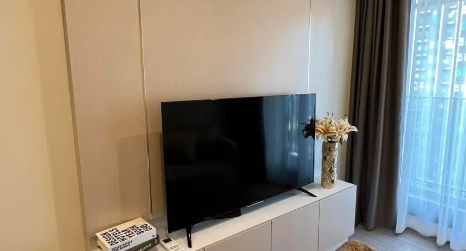 For rent 1 bed condo in Huai Khwang, Bangkok