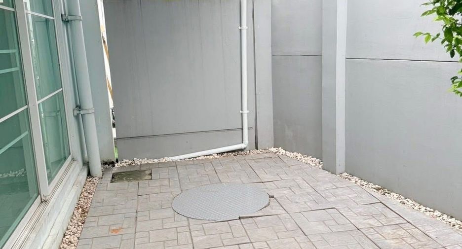 For rent 3 bedrooms house in Bang Phli, Samut Prakan