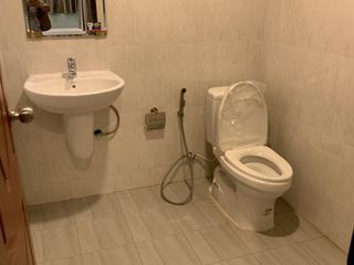 For rent 4 bedrooms house in Phra Khanong, Bangkok